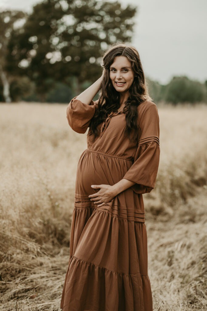 Jasmin Gorpe Fotograf - Wunstorf Neustadt Hannover Nienburg Steinhude Deister Barsinghausen - Babybauch Neugeborene Kinder Familie Fotografie