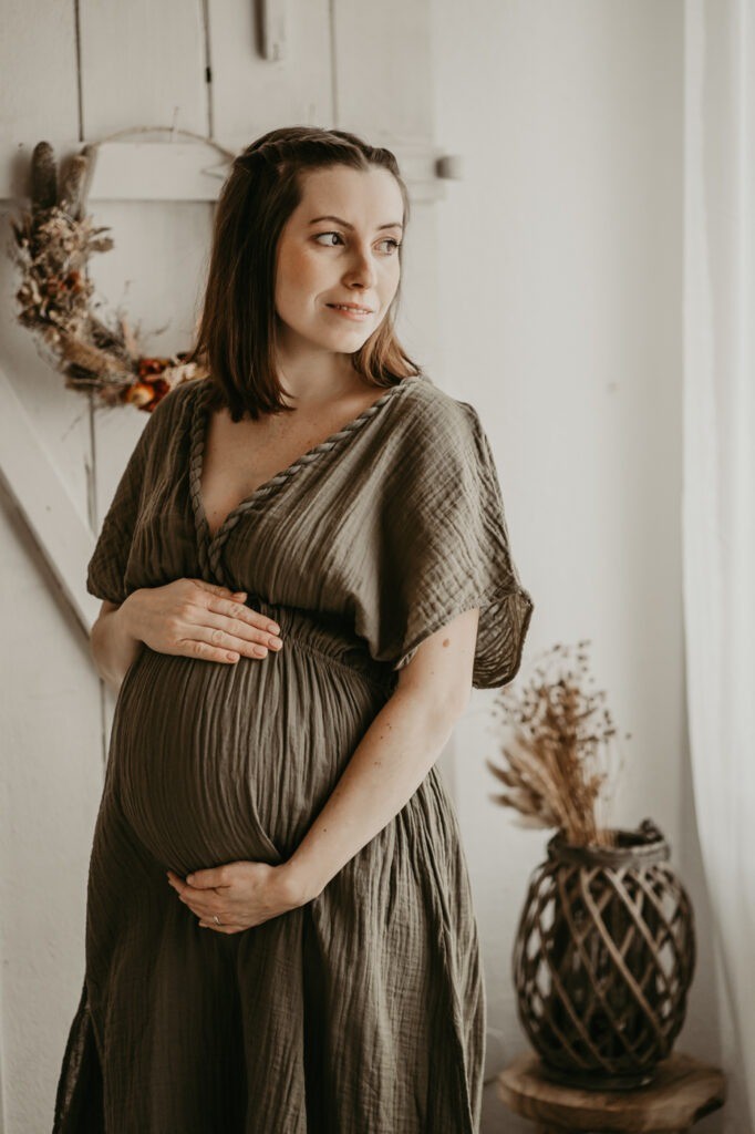 Jasmin Gorpe Fotograf - Wunstorf Neustadt Hannover Nienburg Steinhude Deister Barsinghausen - Babybauch Neugeborene Kinder Familie Fotografie